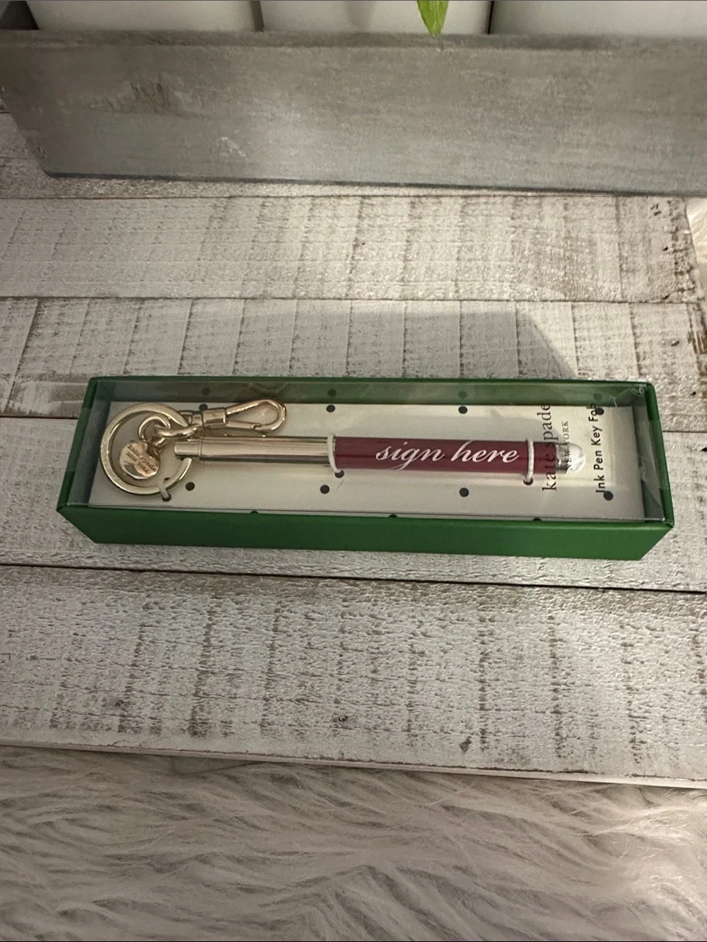 kate spade nwt pen “sign